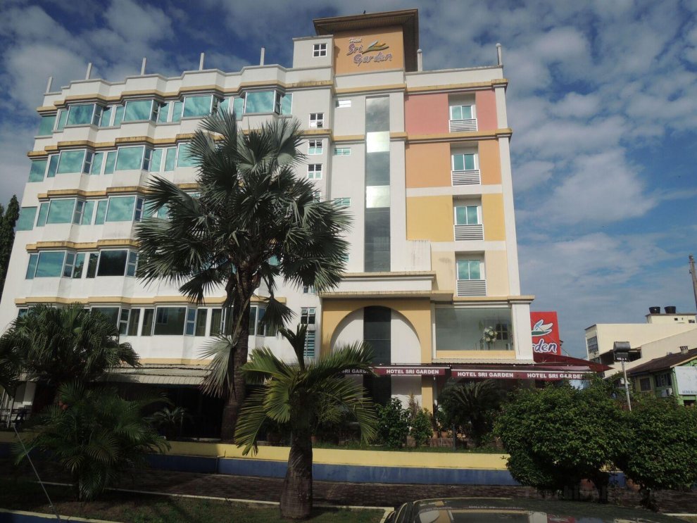 Khách sạn Sri Garden