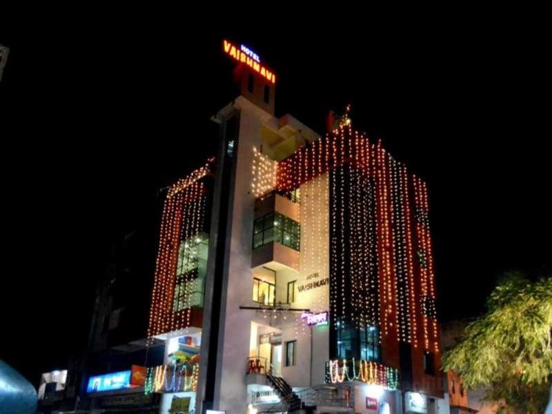 Khách sạn Vaishnavi