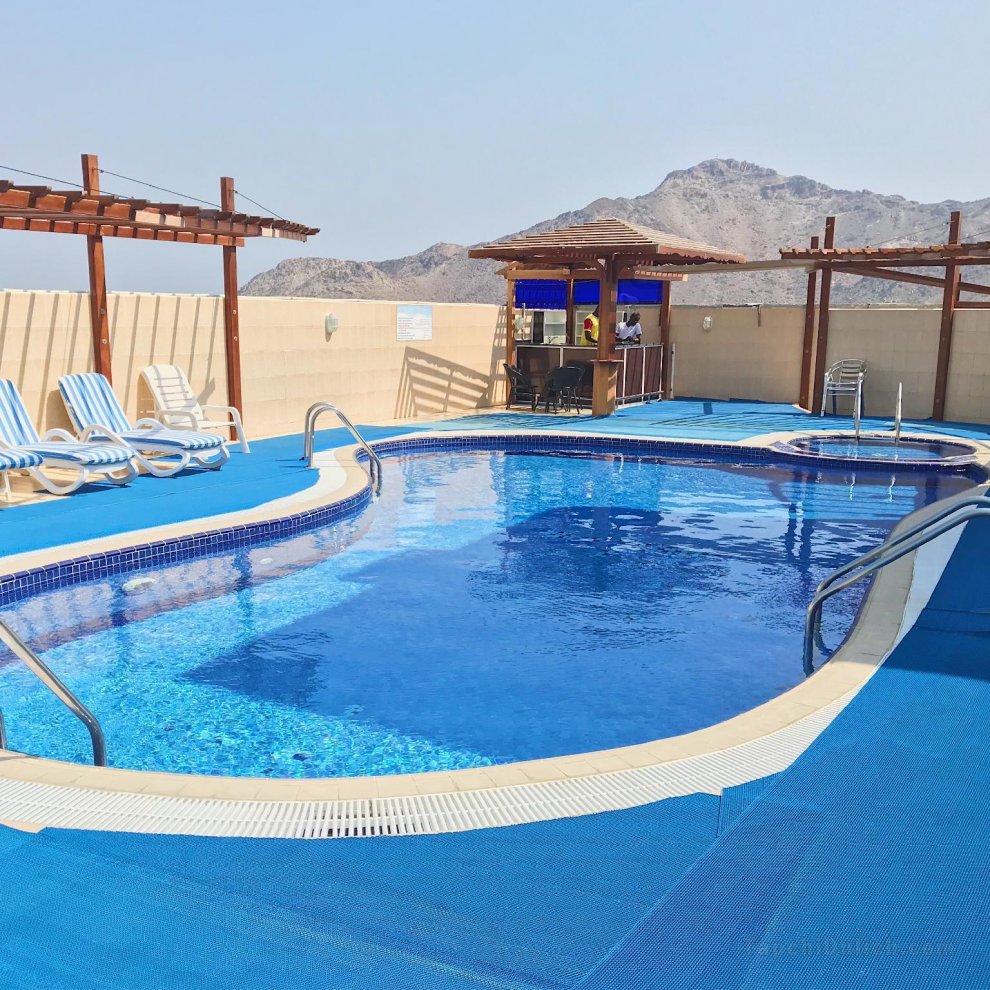 Khách sạn Mirage Al Aqah