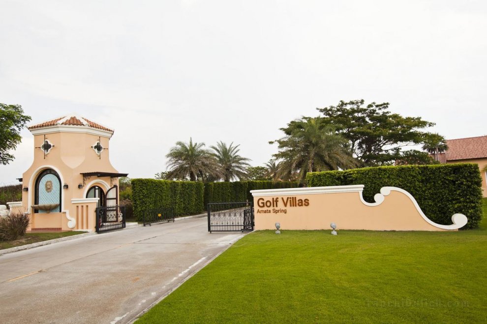 Green Olive Villa Amata Spring Golf
