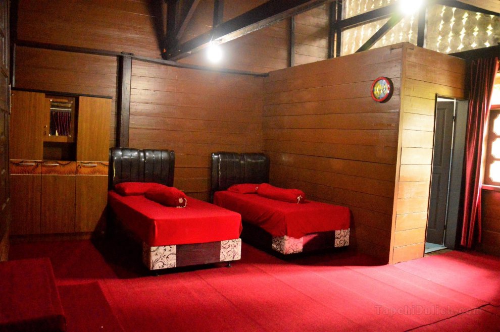 Twin Bed 1 @ Leuser Ketambe Guesthouse