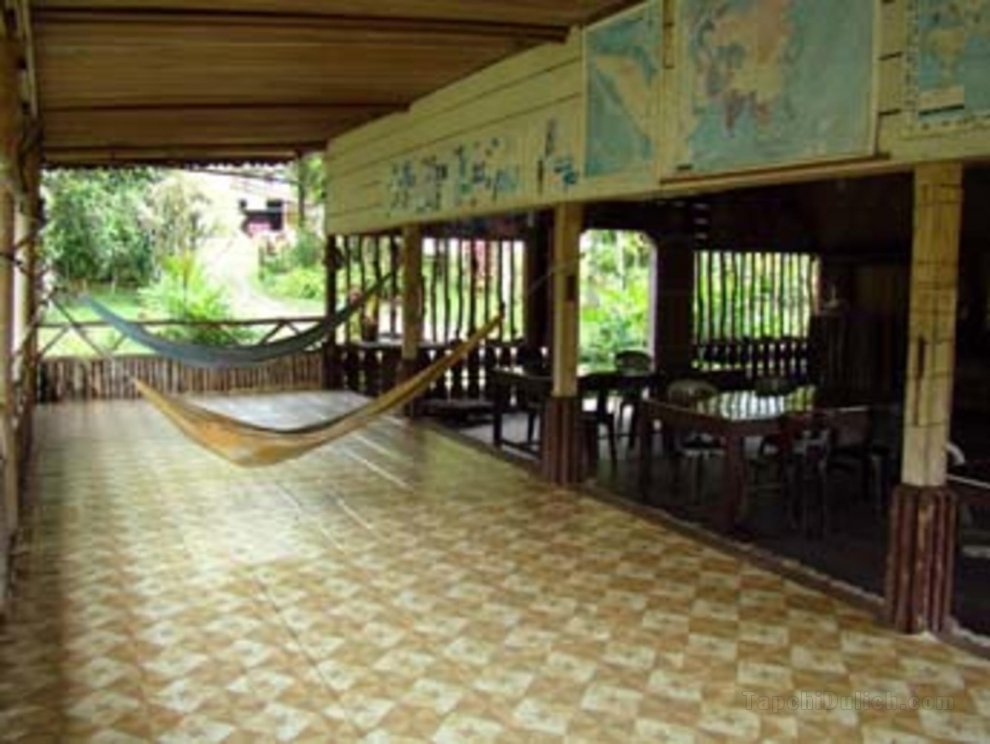 Bungalow 2 @ Sadar Wisata Guesthouse
