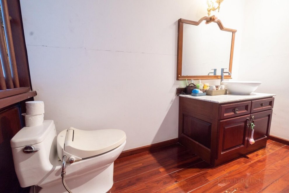500平方米6臥室別墅 (第2郡) - 有4間私人浴室