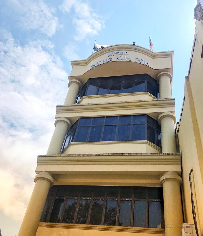 Khách sạn Sri Raub位置超棒，就在于市中心酒店配有免费停车位