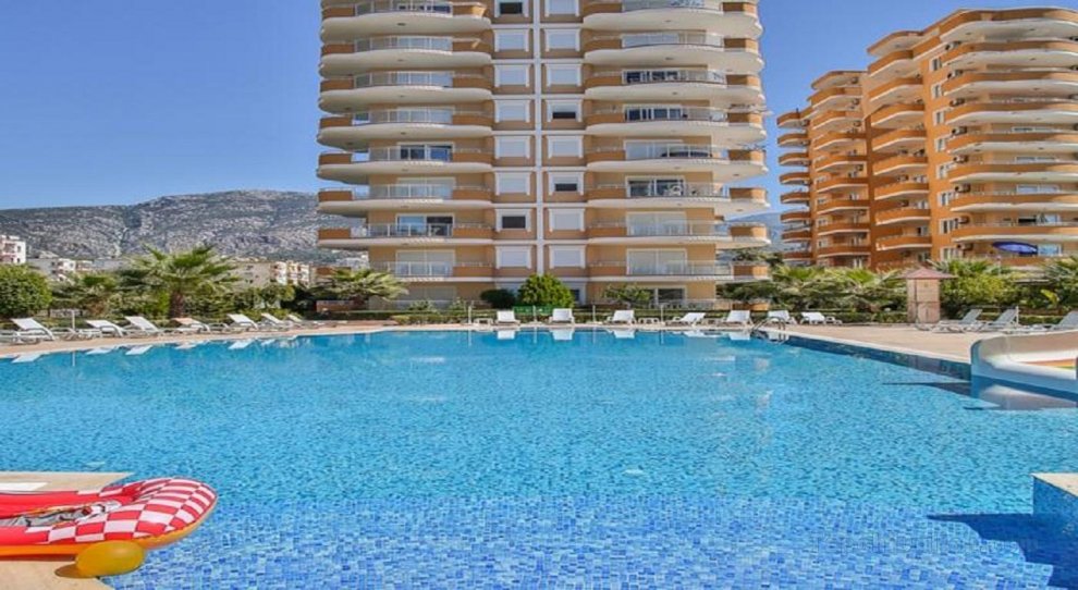 Luxury apartments in CEBECI 8 2+1 0 m to see