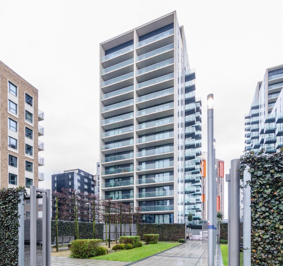 Luxury 2 Bed Apartment in Wembley