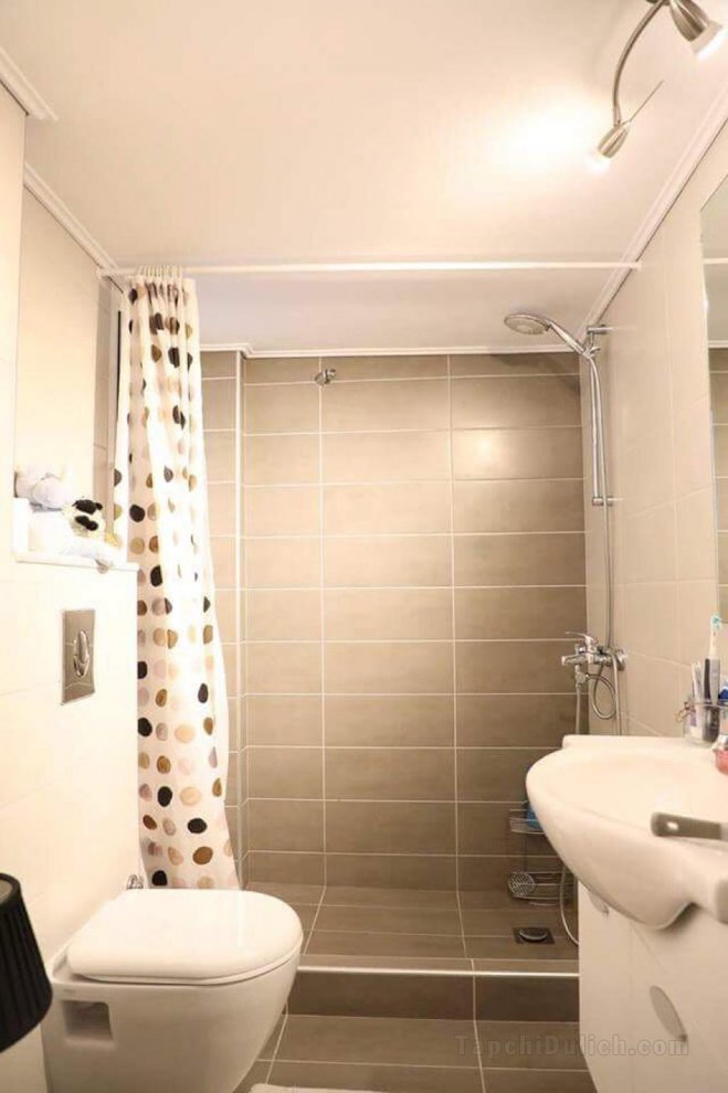 130平方米3臥室公寓(利卡貝托丘 - 科洛那奇區) - 有2間私人浴室