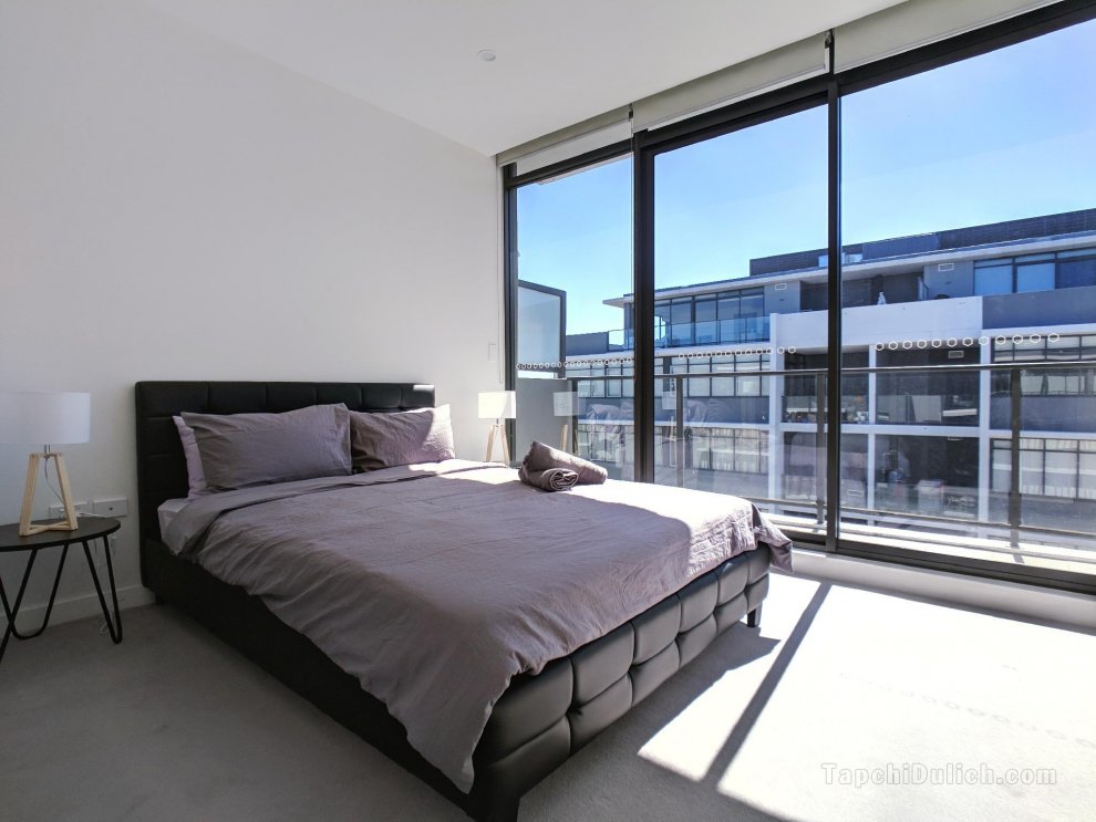 Luxurious 3 bedroom apartment in Lane Cove
