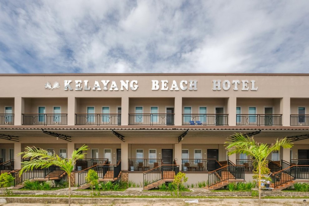 Khách sạn pinggir pantai dengan nuansa tenang