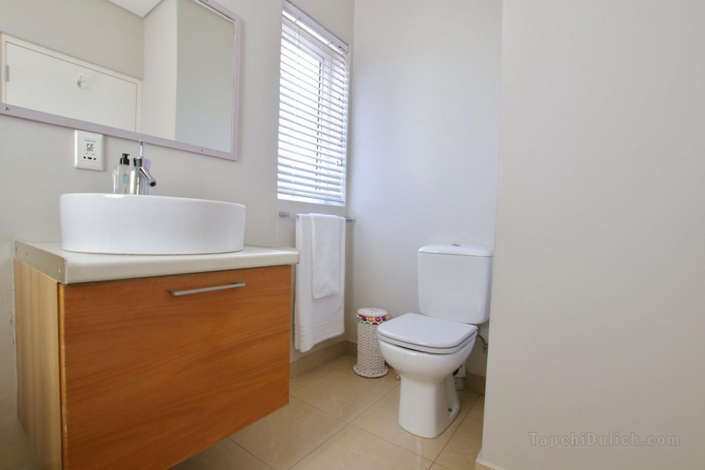 240平方米2臥室公寓(布勞堡) - 有1間私人浴室