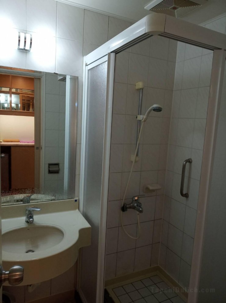 30平方米1臥室公寓(苓雅區) - 有1間私人浴室