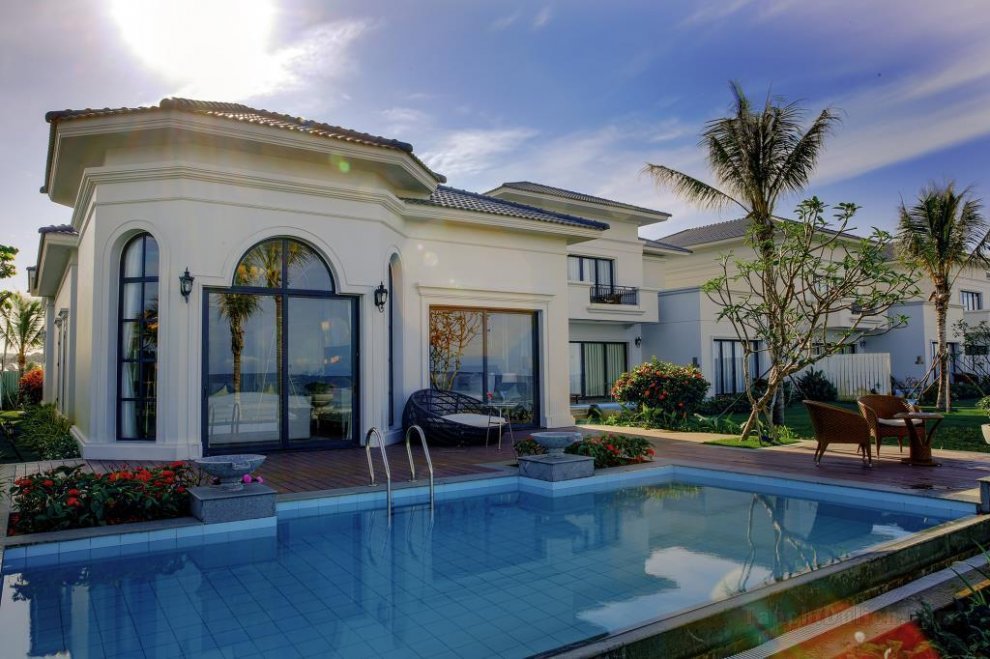 Luxury 2Br pool villa with fullboard