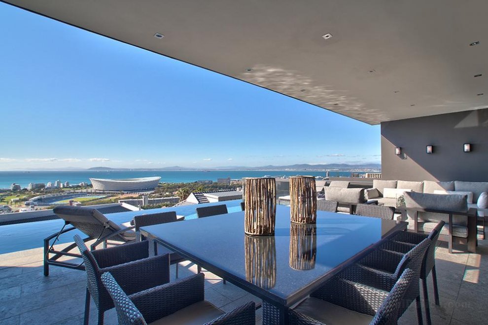 North - Designer Villa in the heart of Cape Town