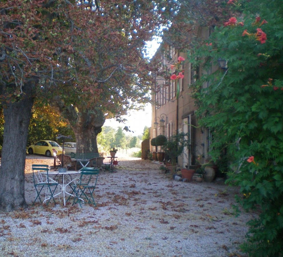 Unique and Romantic place in an Authentic Bastide