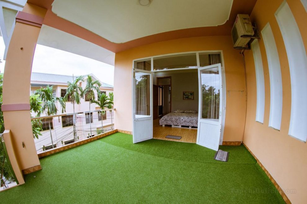 Double Room with Private Bathroom Homestay