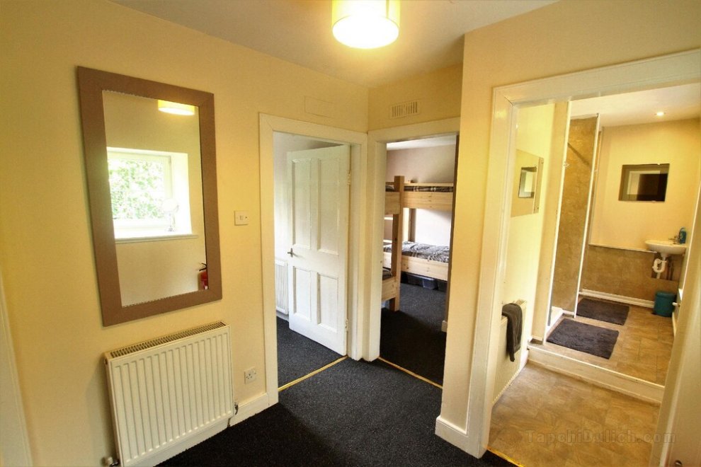 Luxury bunkhouse, perfect for groups and families.