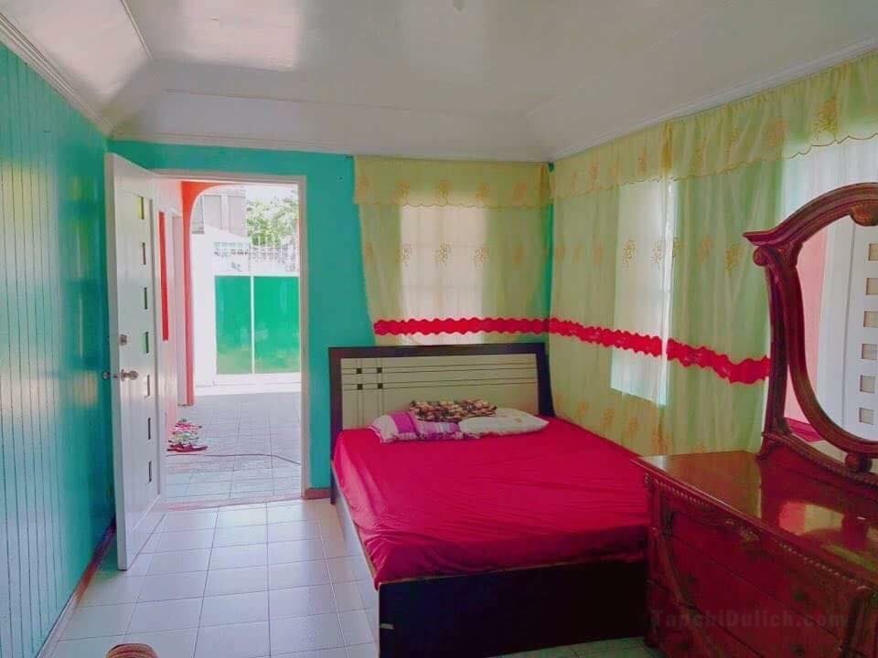 SIMPLE BIG PRIVATE ROOM IN ROXAS CITY CAPIZ