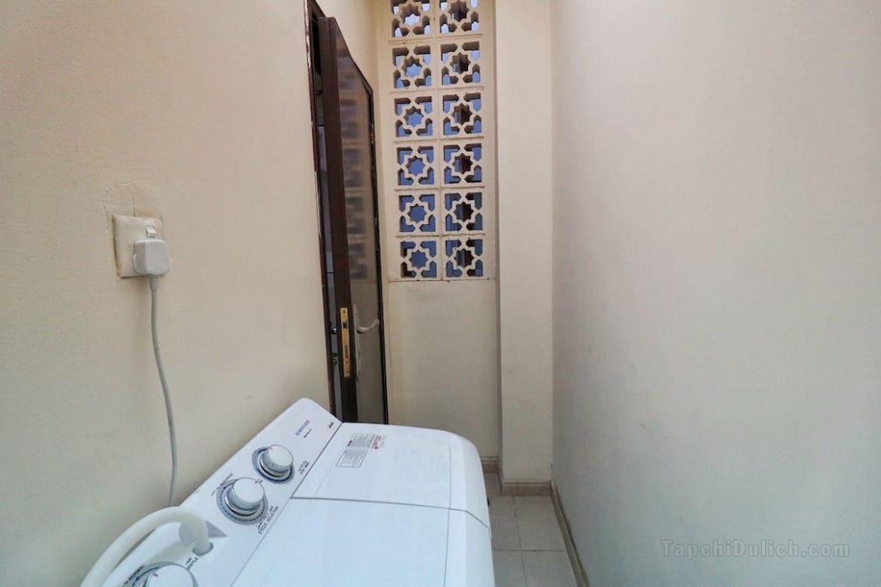 140平方米2臥室公寓 (Al Khuwair地區) - 有2間私人浴室
