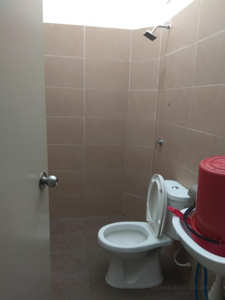 800平方米3臥室獨立屋 (甘榜巴東紹嘉納) - 有2間私人浴室