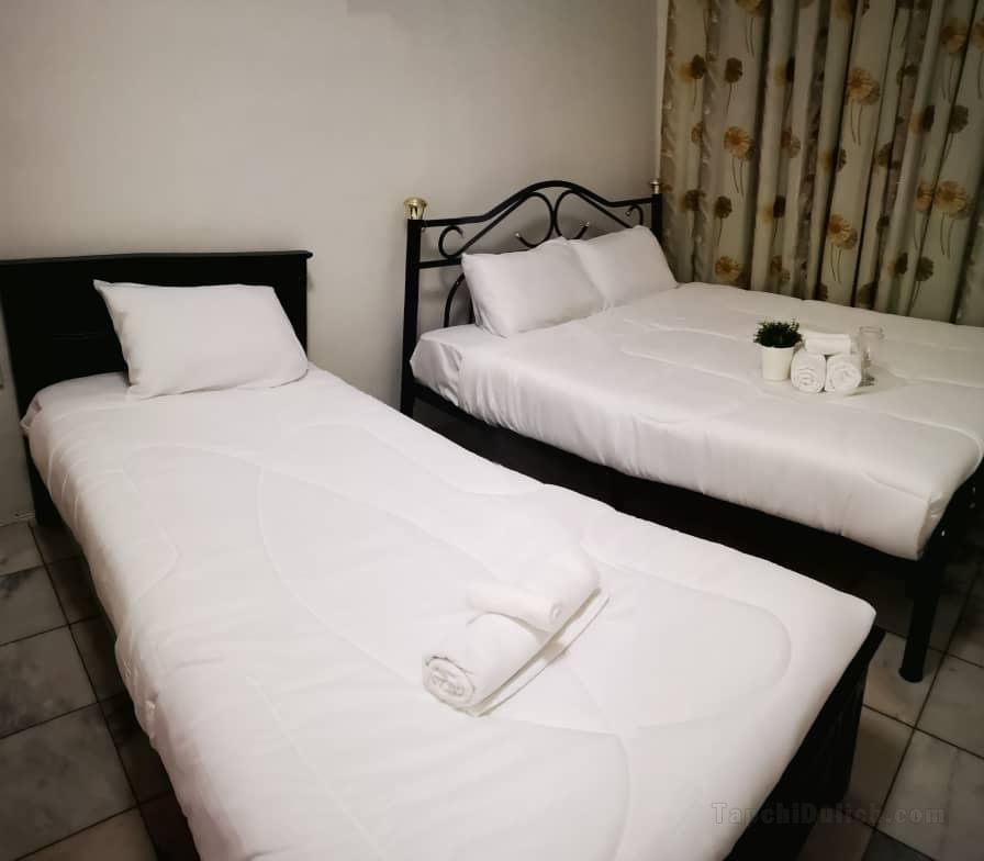 Cozy 3bedrooms for 9pax in Kulim 5mins to Desaku