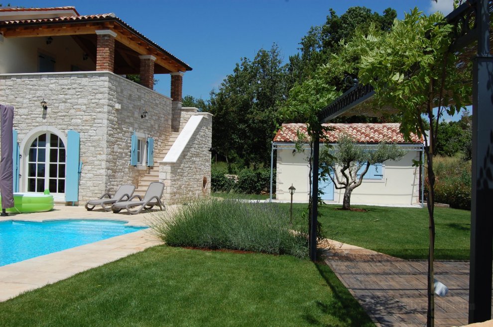 Villa Pomegrana, sleeps 10, own pool, A/C, wifi