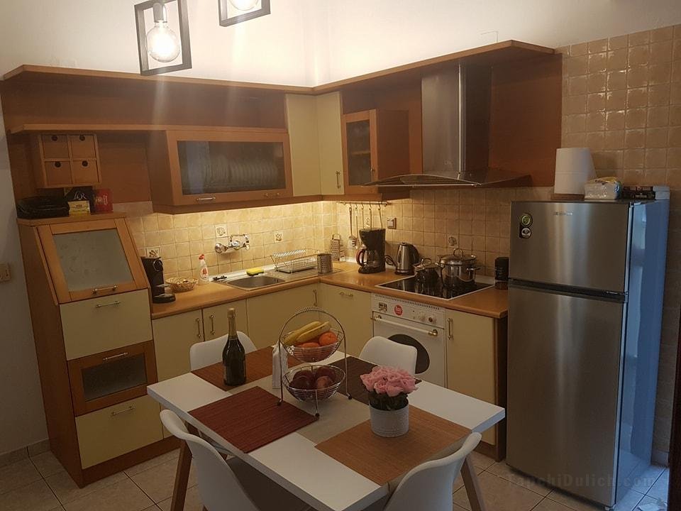 Santorini Family Apartments