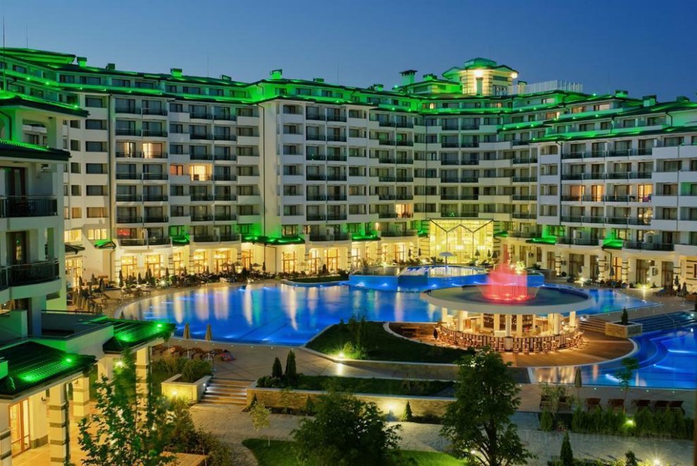 Emerald Beach Resort & SPA Apartments *****