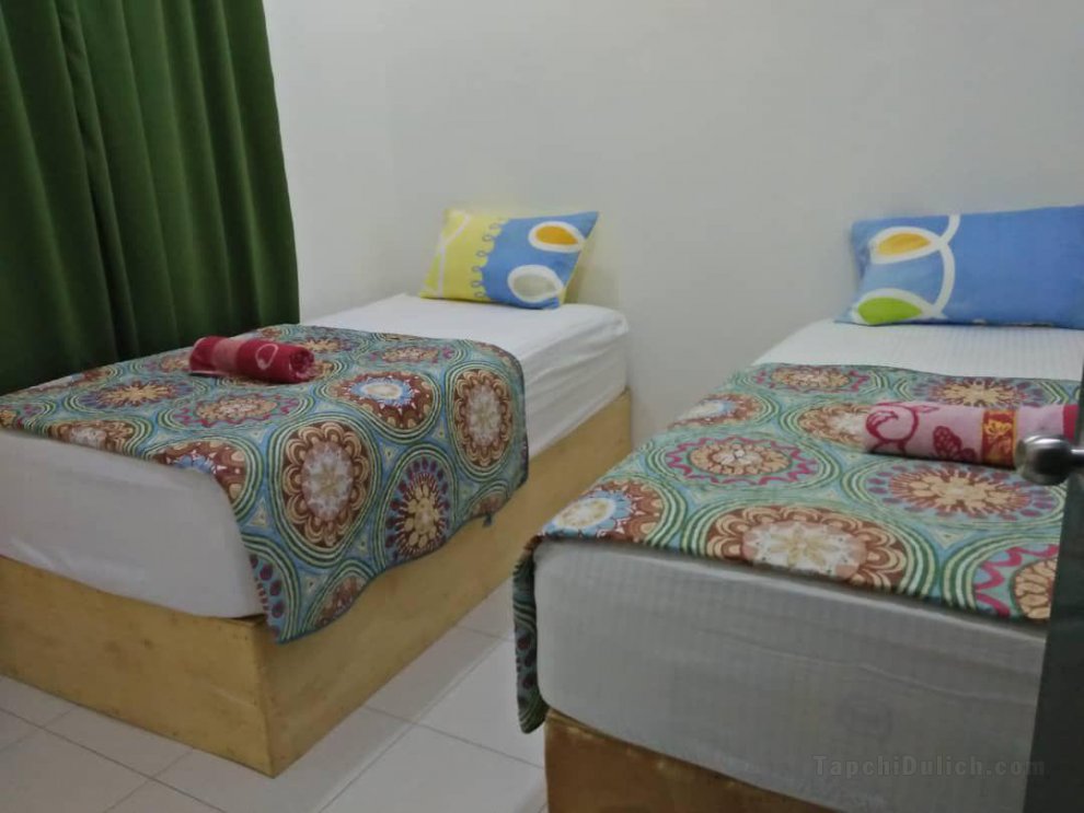 homestay alhana is very comfortable and worthy.