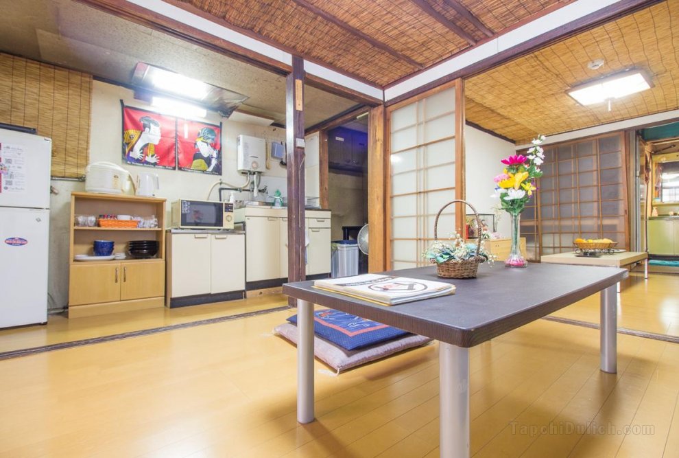Multiple Rooms or Houses in centre of Kyoto