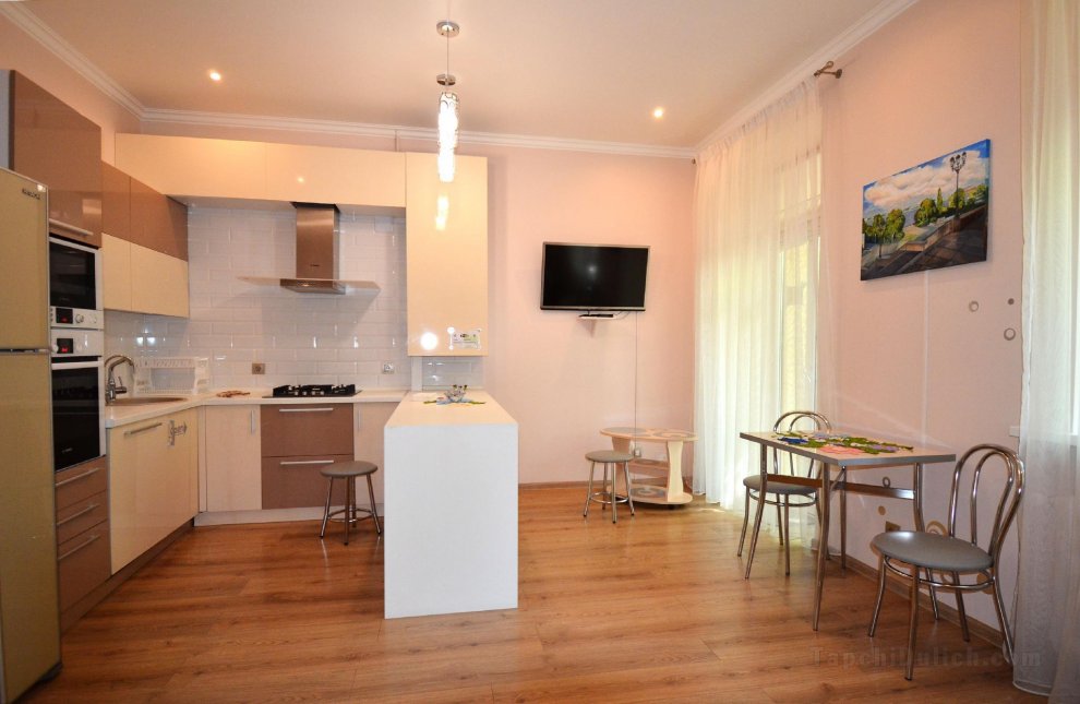 Premium 2-rooms apartment on Sobornaya