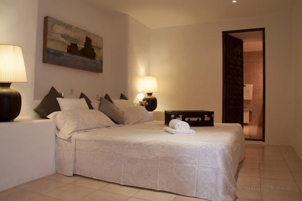 Luxury Ibiza Villa with Ocean Views