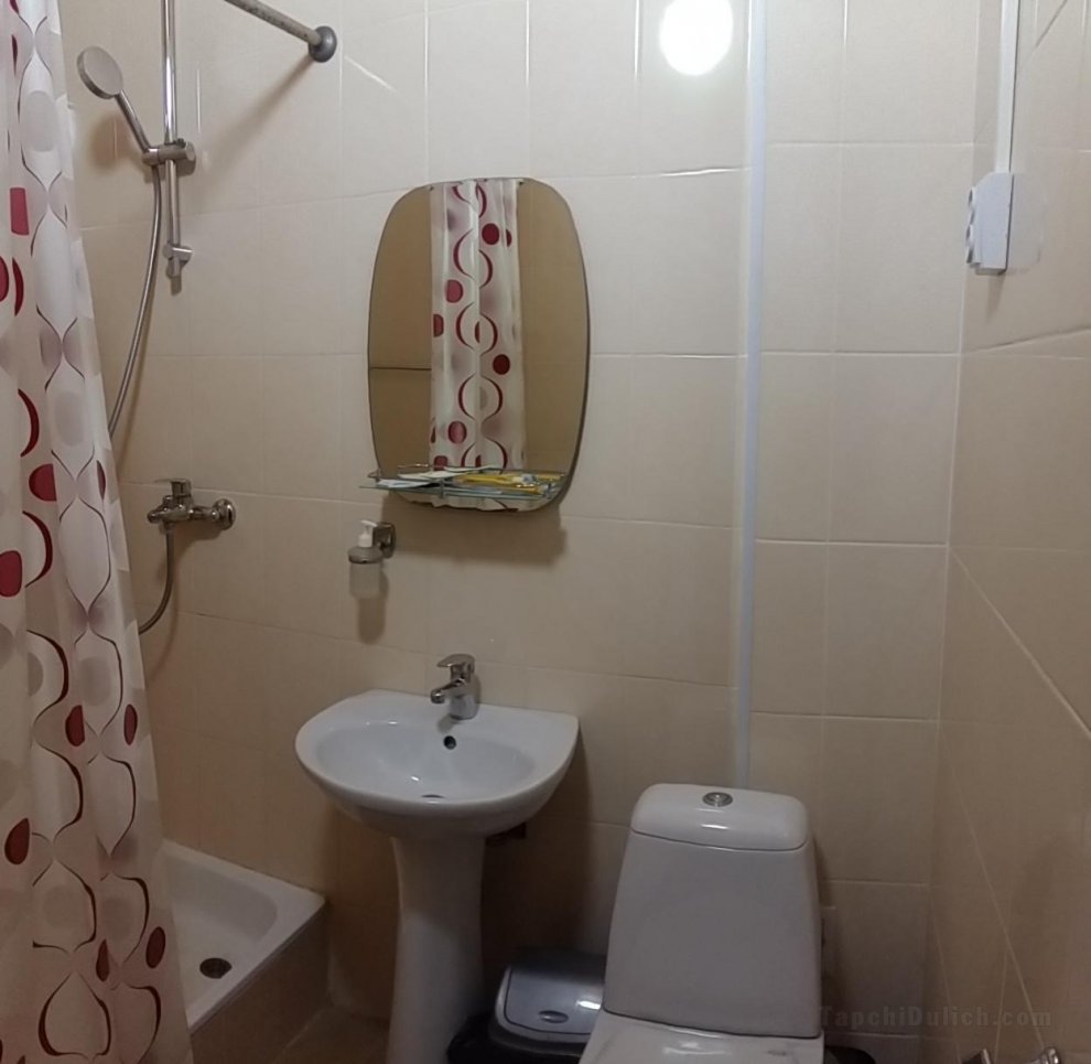 25平方米開放式公寓 (德斯尼安斯基區) - 有1間私人浴室