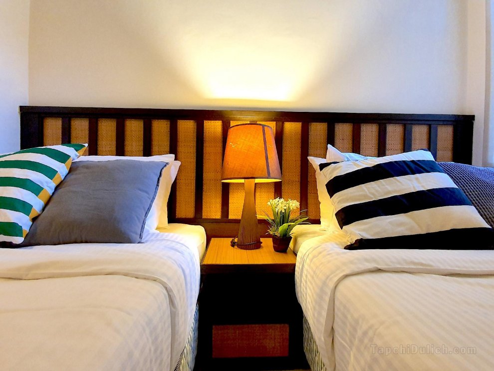 Two-Bedroom | Gold Coast Morib [C1307]