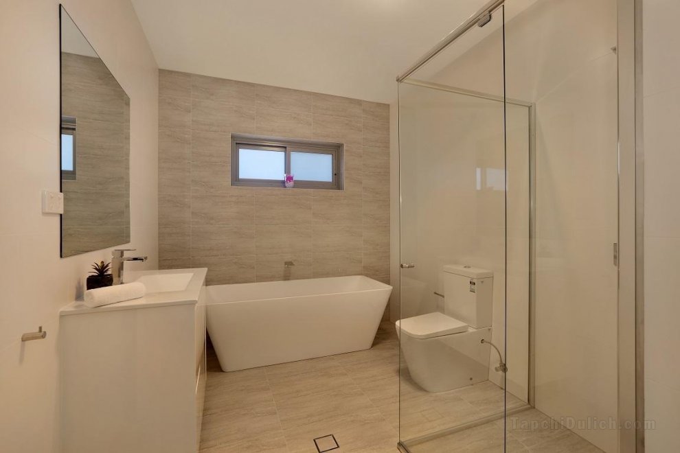 300平方米5臥室獨立屋 (西悉尼) - 有3間私人浴室