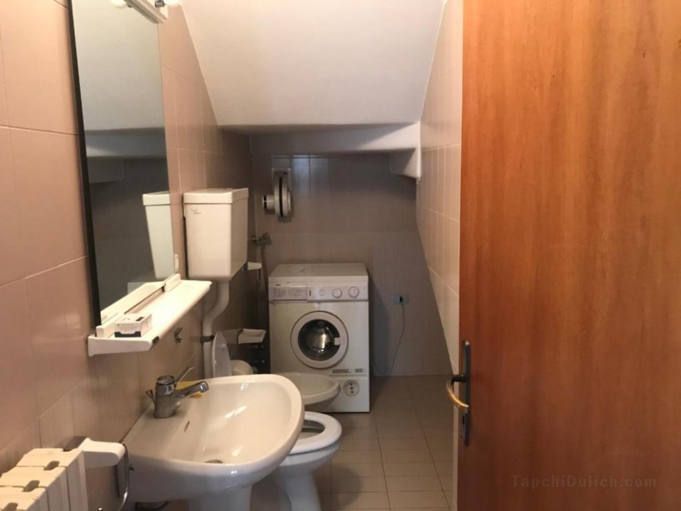 1000平方米3臥室獨立屋 (松德里奧) - 有2間私人浴室