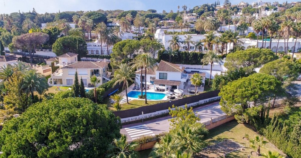 ***Stylish Andalusian villa in Marbella***