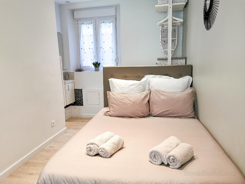 NEW Studio 11- cute flat 10 min Cathedral of Reims