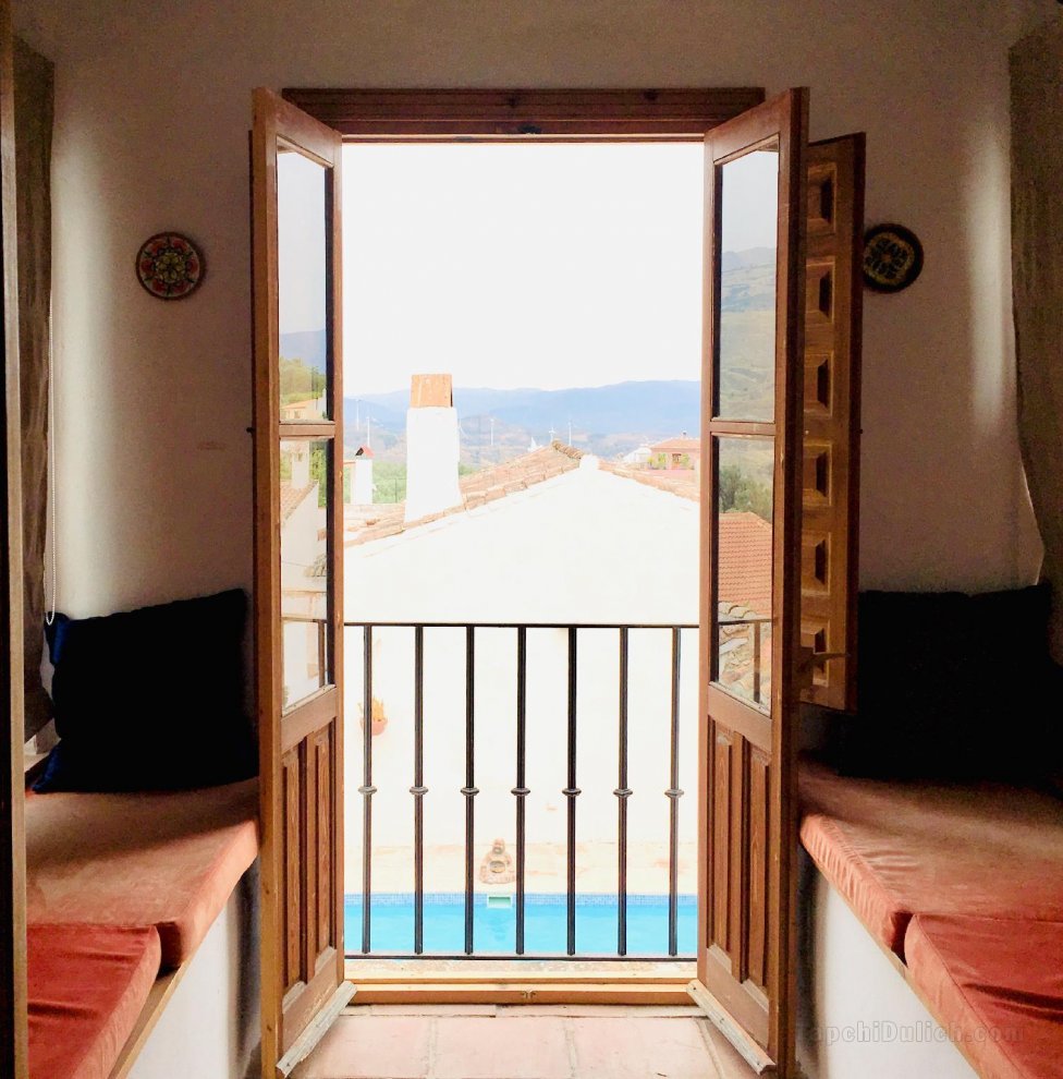 Casa Sol - charming house with view - pool wifi AC