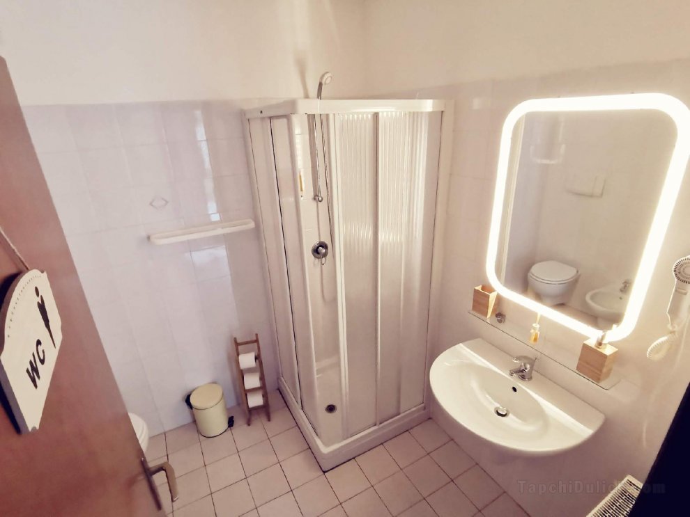65平方米1臥室公寓 (里瓦德爾加爾達市中心) - 有1間私人浴室