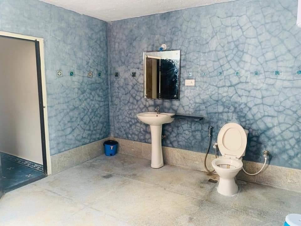 930平方米3臥室別墅 (多德巴爾拉普爾) - 有4間私人浴室