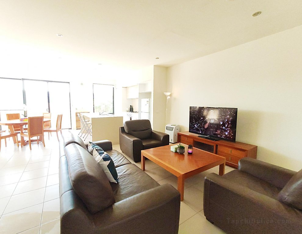 Comfy Quiet 3BR House Close to Deakin&Box Hill