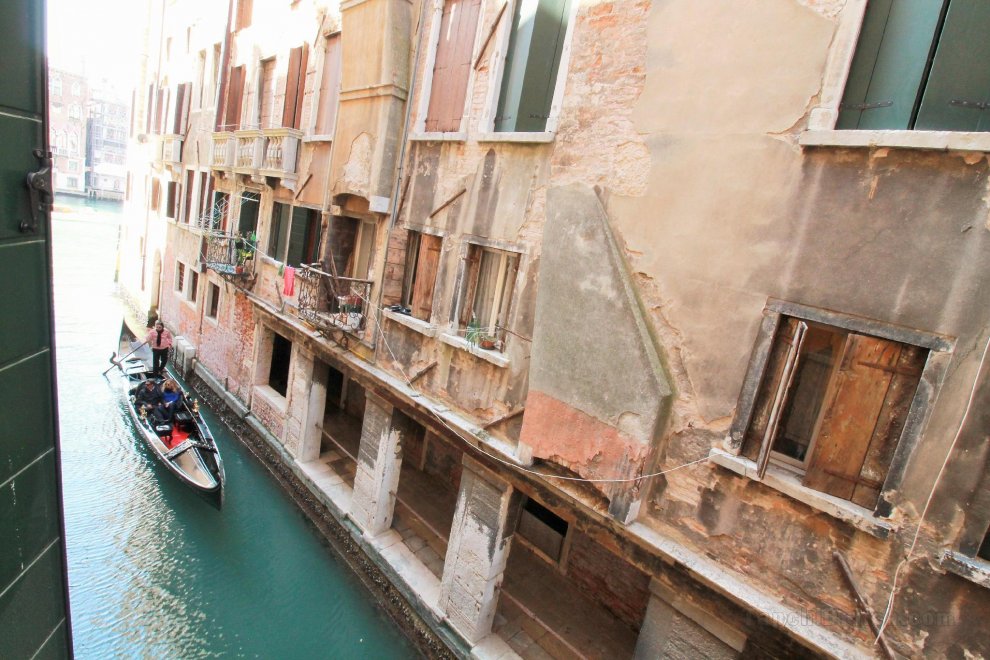 San Marco Canal View Suite (M027042193)