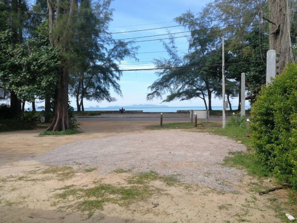 Blue Shore Cottage at Pakmeng beach,Free WiFi 2