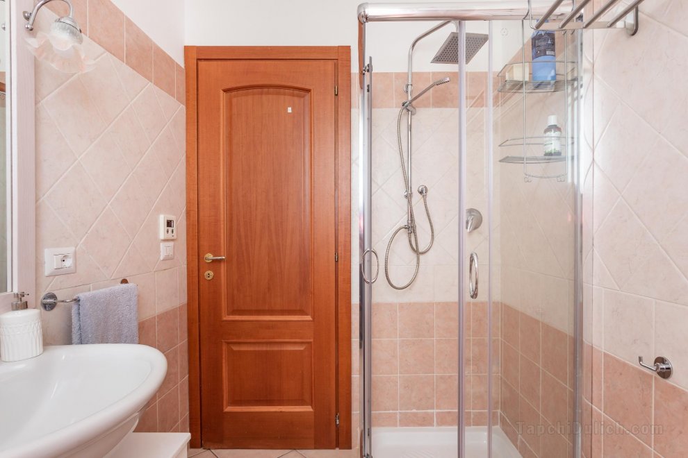 90平方米2臥室公寓 (博薩鎮中心) - 有1間私人浴室