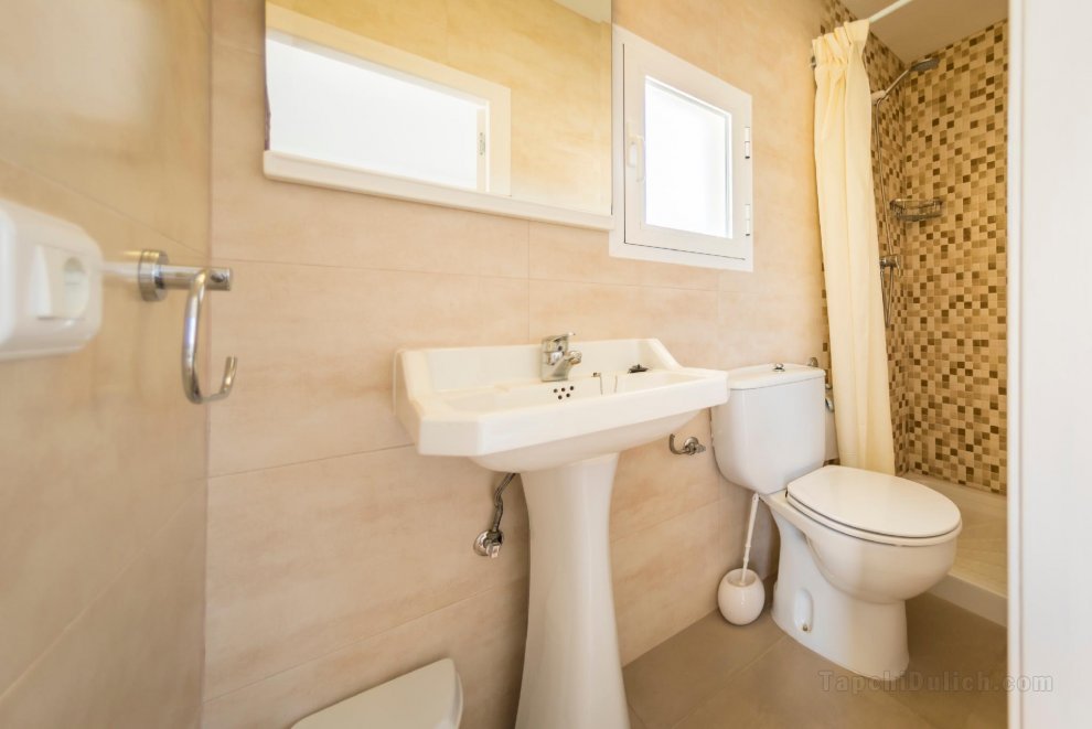 230平方米5臥室別墅 (桑坦托尼德波爾特馬尼) - 有3間私人浴室
