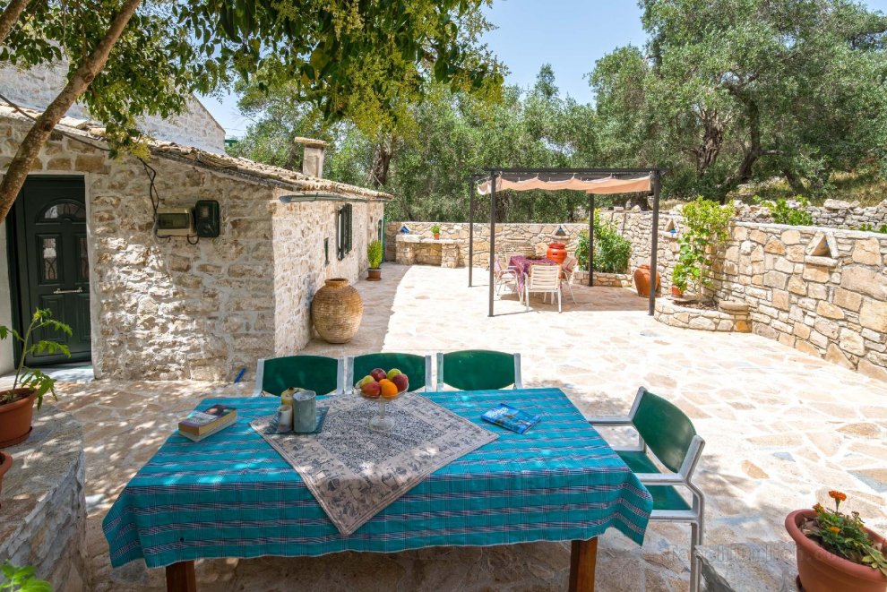 Villa Eirini - Ionian Home with a lovely Terrace
