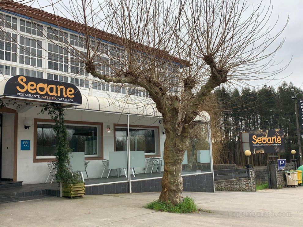 Triple room- Hostal restaurante Seoane