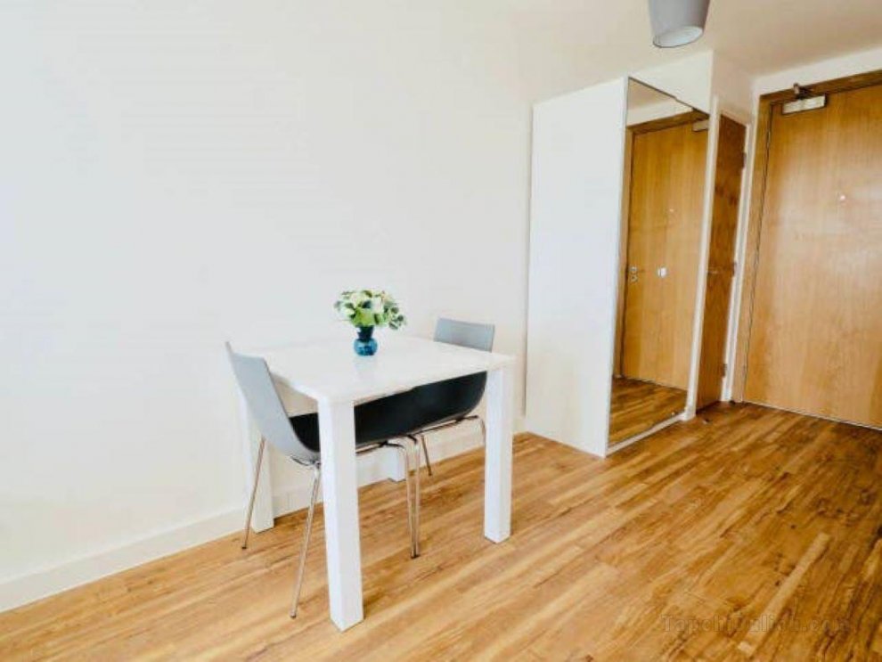 Manchester- City View, One Bedroom Apt, Media City