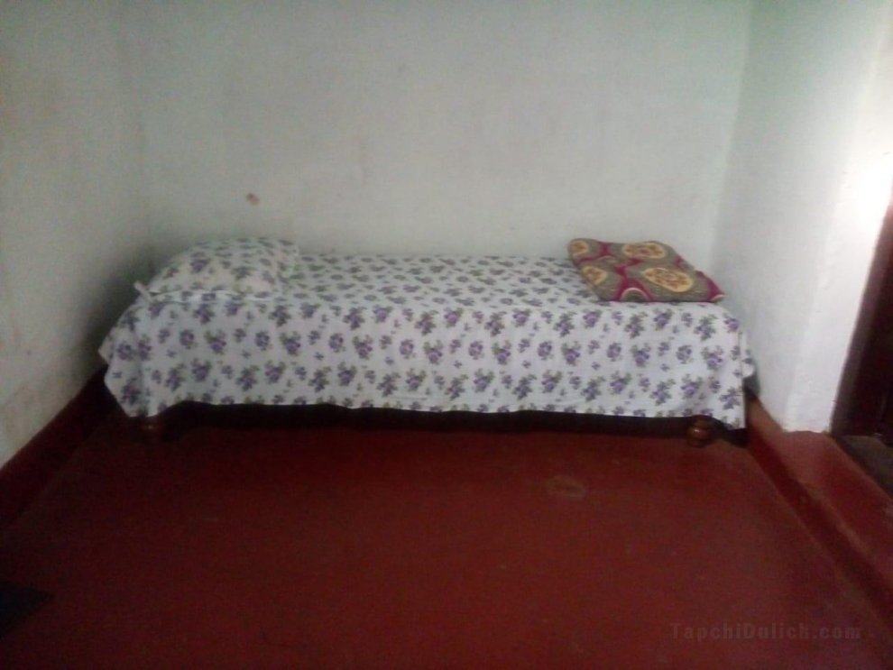 1800平方米1臥室獨立屋 (卡爾納塔卡) - 有1間私人浴室