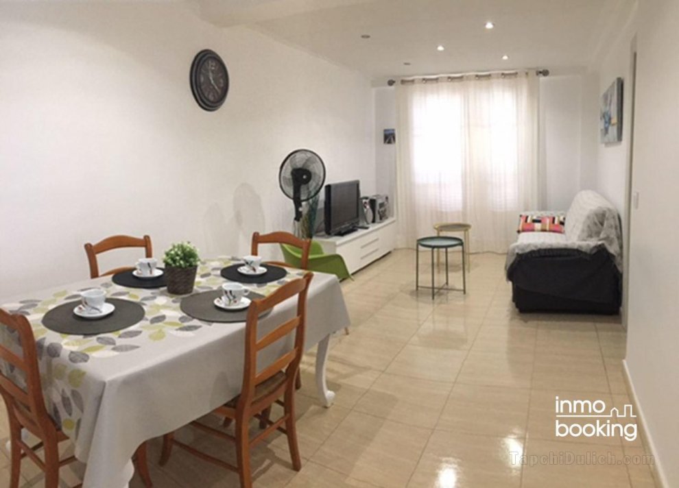 InmoBooking Reus Roser, central and renovated